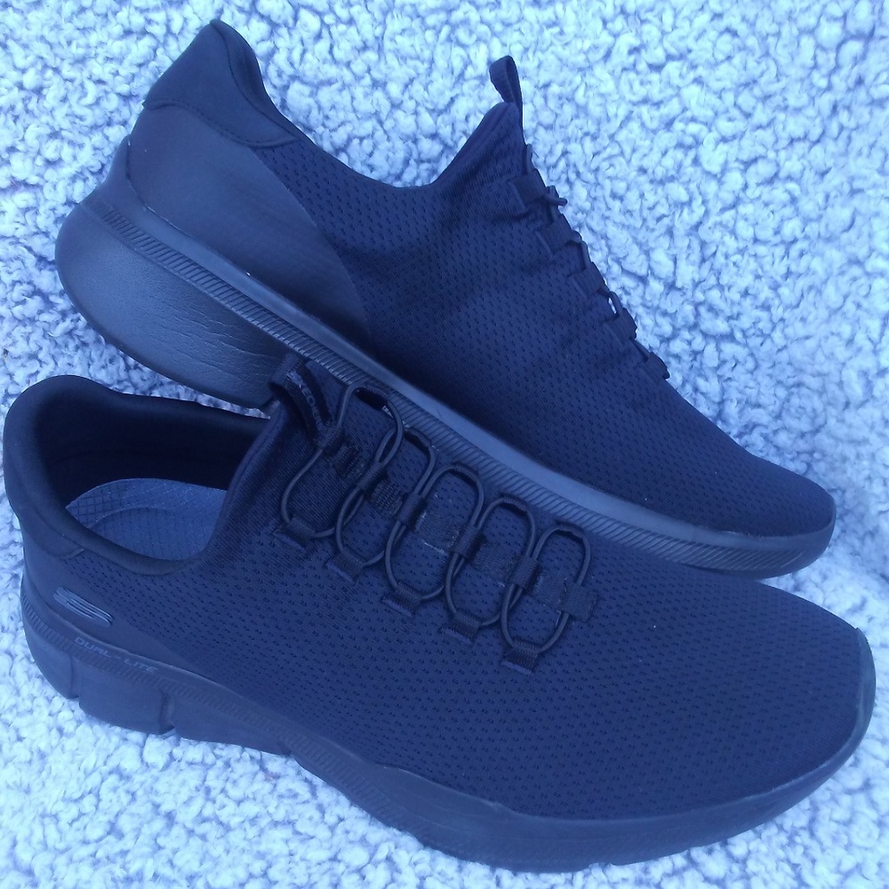 Men's Skechers Relaxed Fit Memory Foam Shoe